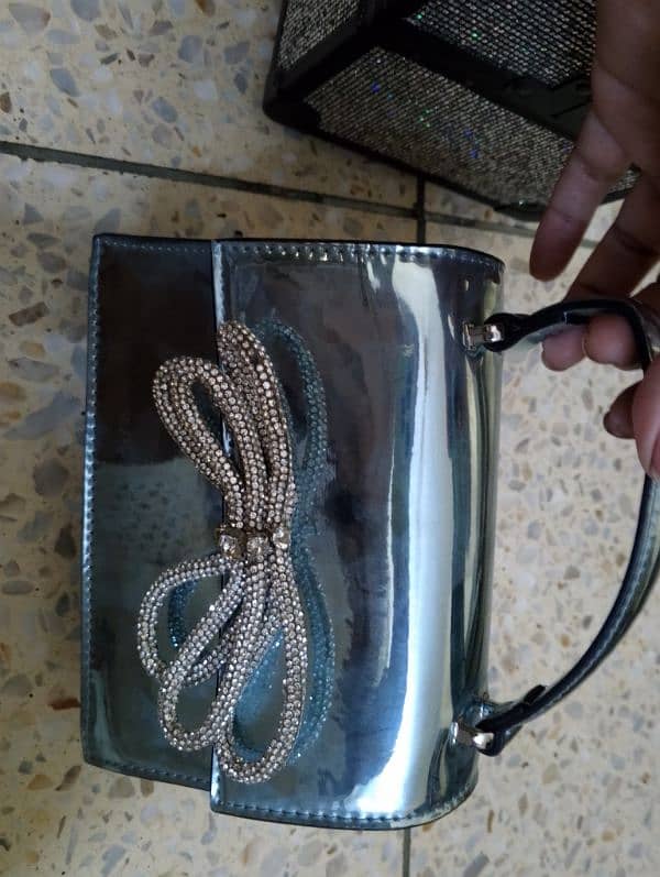 branded purse 5