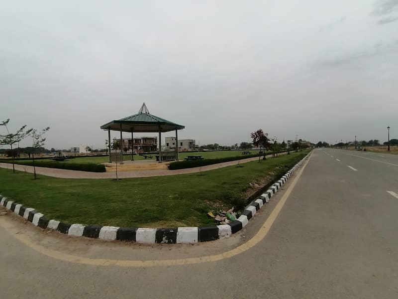 1 Kanal Plot in Golf Estate 1 Sector M 4 Lake City Lahore 10