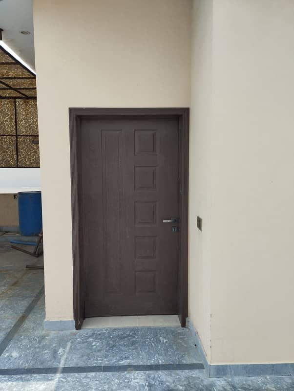 10 marla Used House for sale in wapda town 17