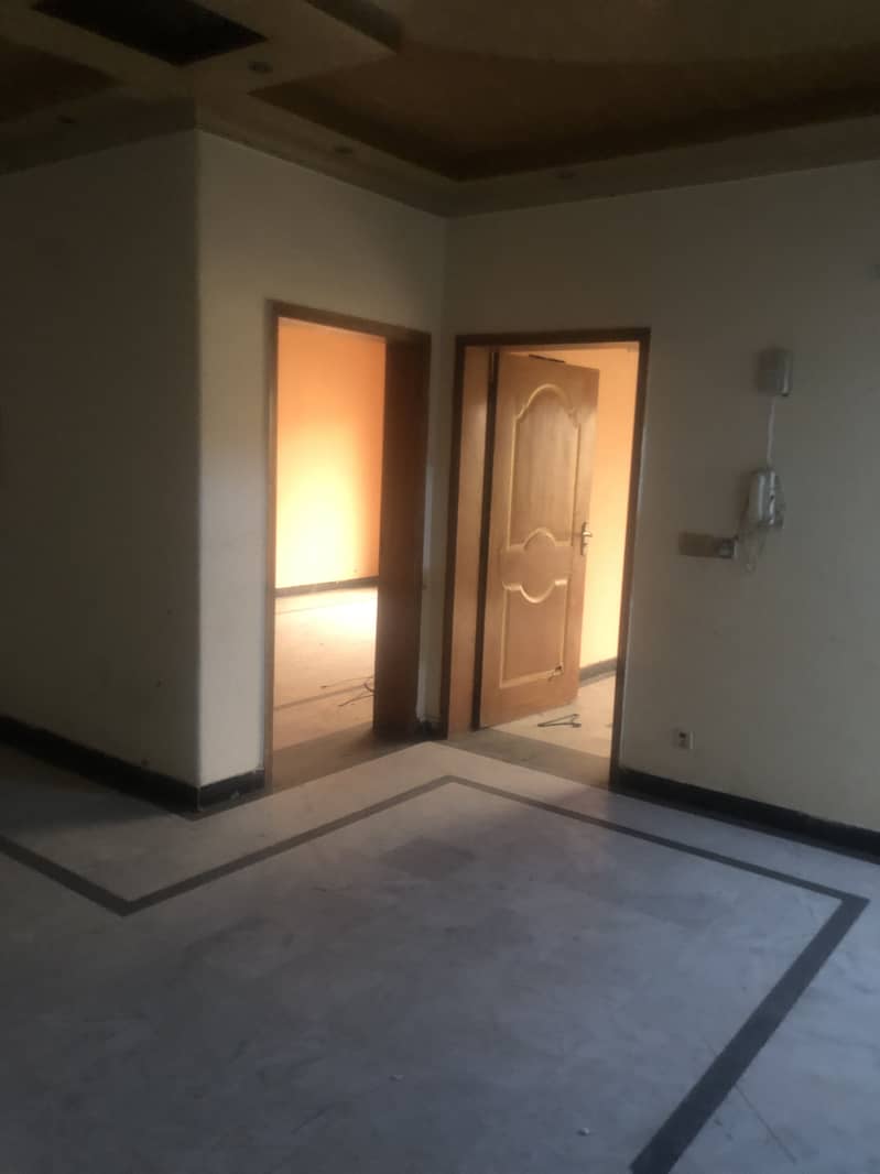 8 MARLA UPPER PORTION AVAILABLE IN WAPDA TOWN (apartment type ) 6