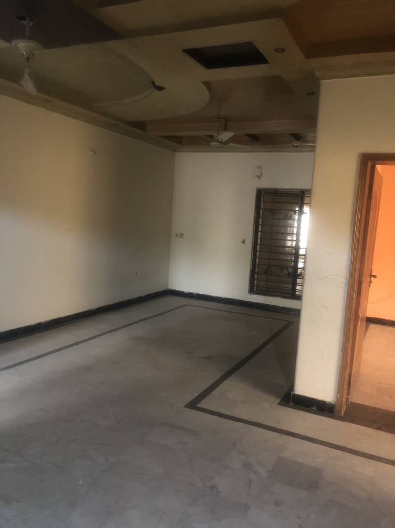 8 MARLA UPPER PORTION AVAILABLE IN WAPDA TOWN (apartment type ) 8