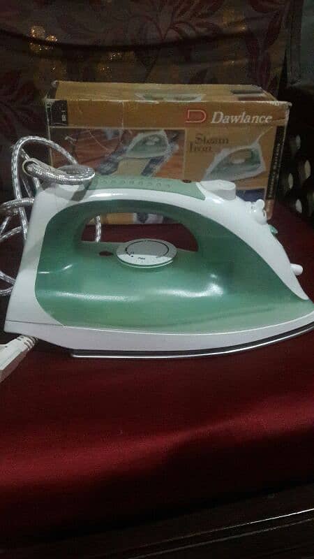 Dawlance steam iron for sale brand new 1