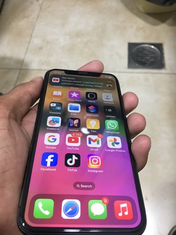 iPhone  xs 2 month sim working  no scratch full original 03294606102 1