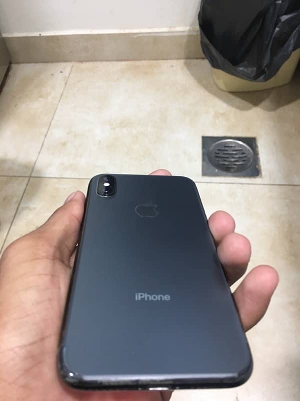 iPhone  xs 2 month sim working  no scratch full original 03294606102 4