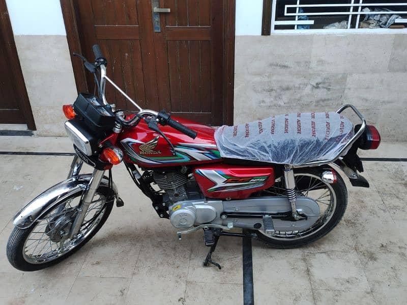 Full Genuine Bike and Hyderabad number 9