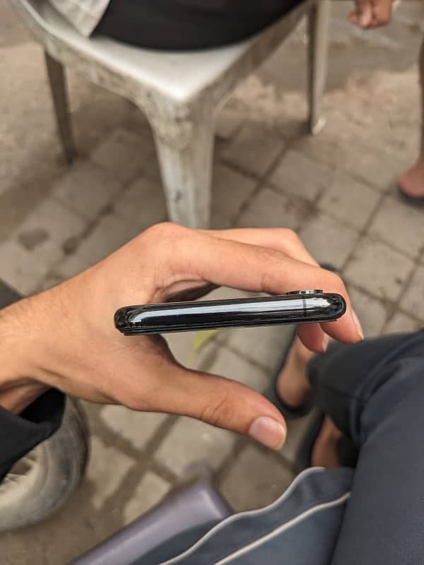 iPhone Xs dual approved 2