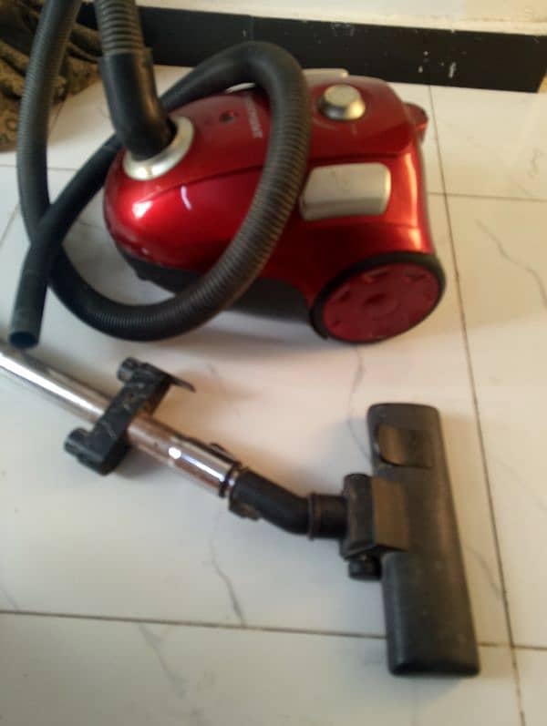 vaccum cleaner 4