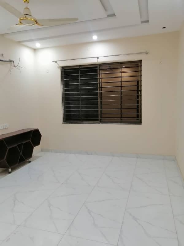 1 Kanal Brand New Luxury Portin 4 Beds Upper For Rent In Wapda Town Phase 2 Lahore 0