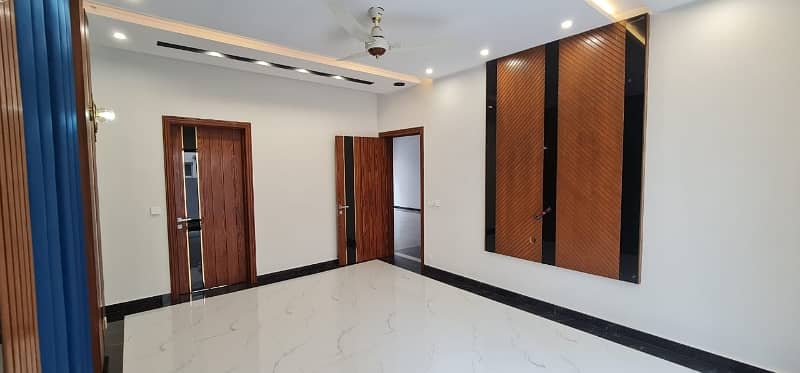 10 Marla Double Storey Luxury Ultra Modern Stylish Vip House Available For Sale In Opf Society Lahore By Fast Property Services With Orignal Pics 21