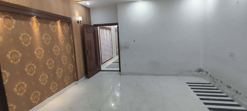 Beautiful 10 Marla Brand New Portion Available For Rent In Architect Engineering Housing Society Near UCP University Shokat Khanum Lahore. 6