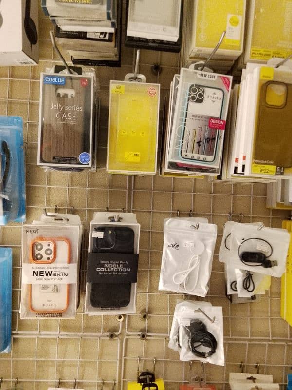 Samsung accessories 1