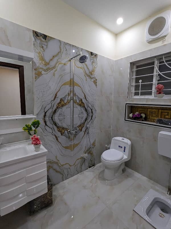 12 MARLA BRAND NEW Luxury Ultra-Modern Style Double Storey House Available For Sale In Johar Town Lahore Standard Dimension Vip Canal Location 27