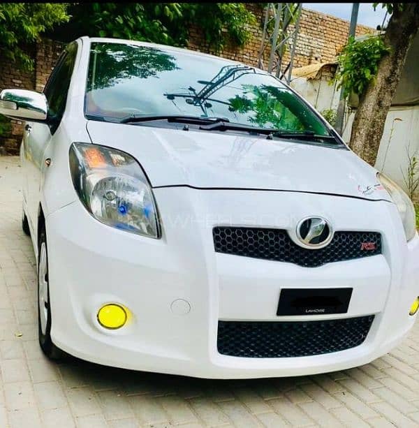 Toyota Vitz 2006 4