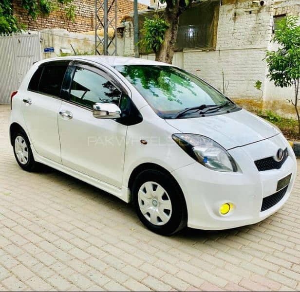 Toyota Vitz 2006 9