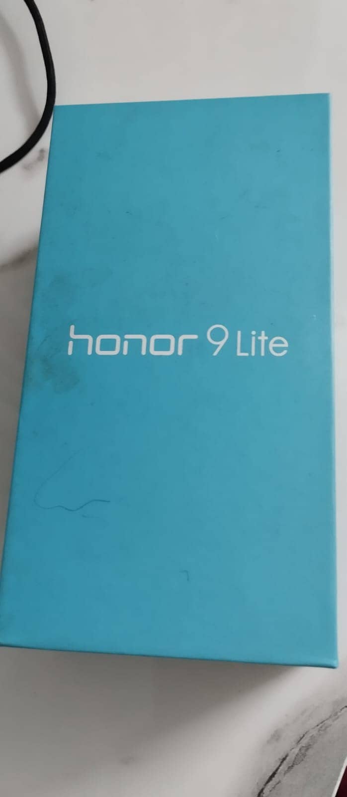 Honor mobile phone. 5