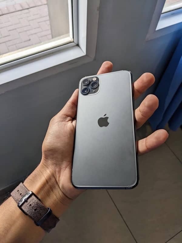 iPhone 11 Pro max 1