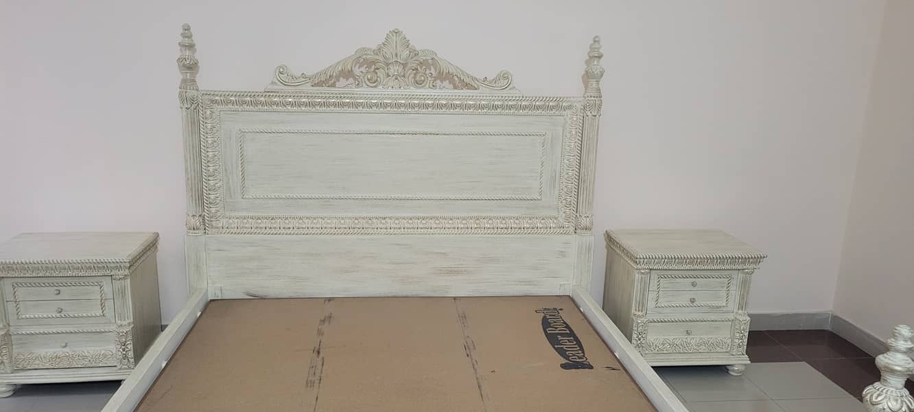 Sheeshum wood Brand New King Size set 3