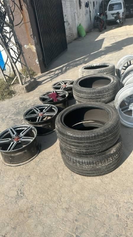 18 inch rims and tyres in new condition low profile for Toyota 4