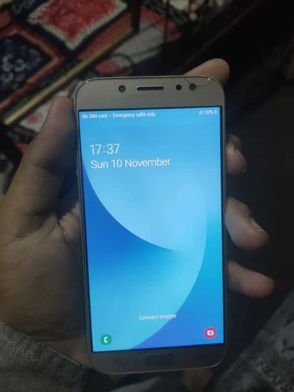 Samsung Galaxy J7 pro 3/64 6