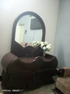 dressing_table