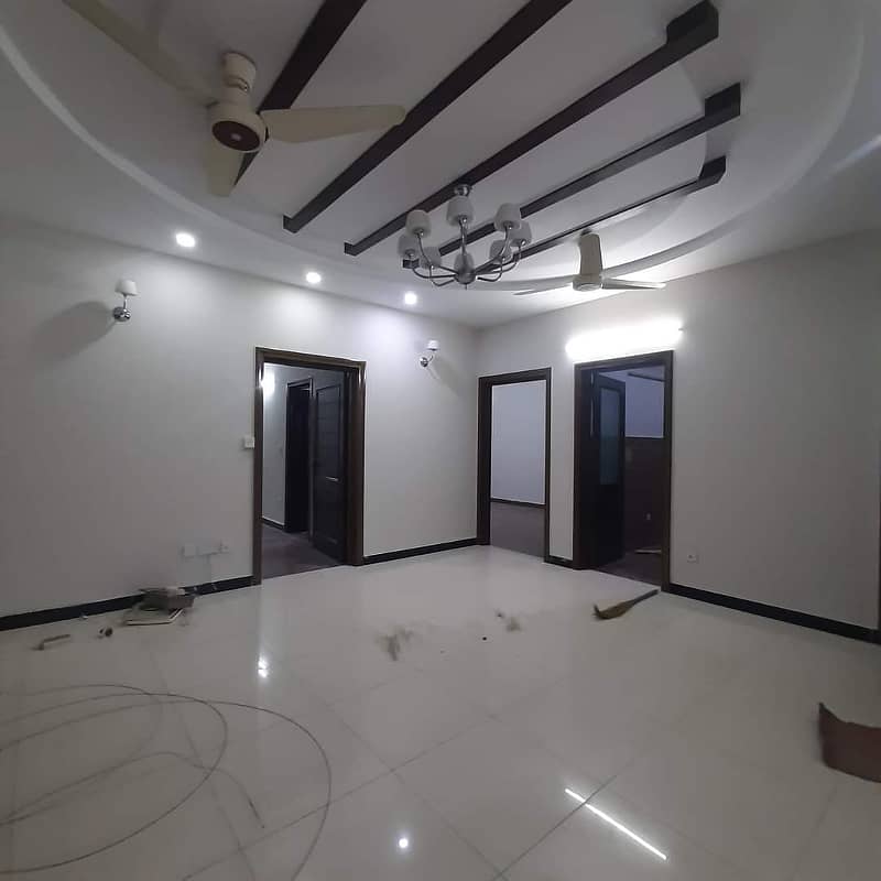 30*60 Double unit house for rent in G-13 2