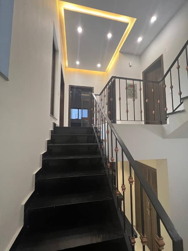 10 Marla Double Storey Double Unit Modern Stylish Owner Built Personal Construction House Available For Sale In Wapda Town Phase 2 Lahore By Fast Property Services Real Estate And Builders Lahore With Original Pics 26