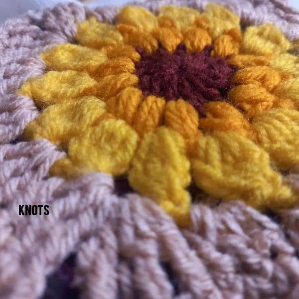 crochet sunflower square pouch 2