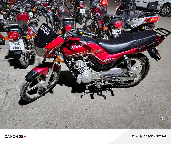 Suzuki GS 110 S less driven red color, price is almost final 1