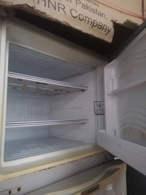 Refrigerator for sale 0