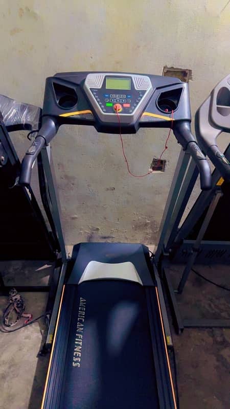 American fitness treadmill 140 kg weight sport mp3 sound system 2