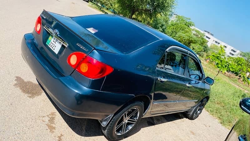 Toyota Corolla SE Saloon 2004 5