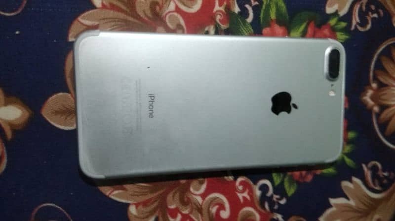 I phone 7 plus 64 GB non pta 1