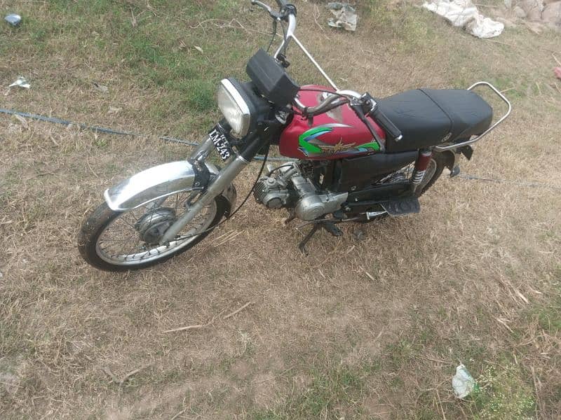 Honda cd 70 Islamabad no 3