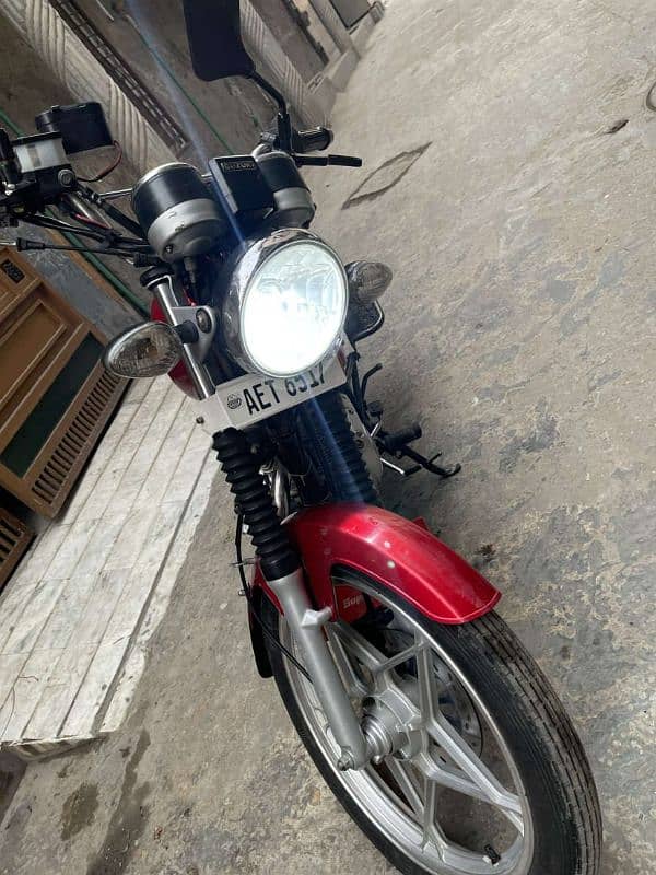 Suzuki GS 150 2021 2