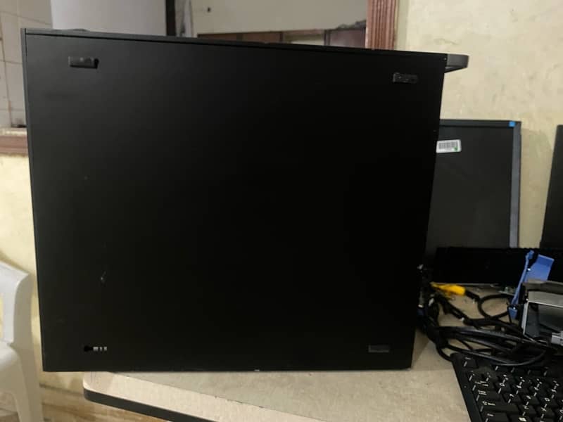 dell T5820 workstation 4