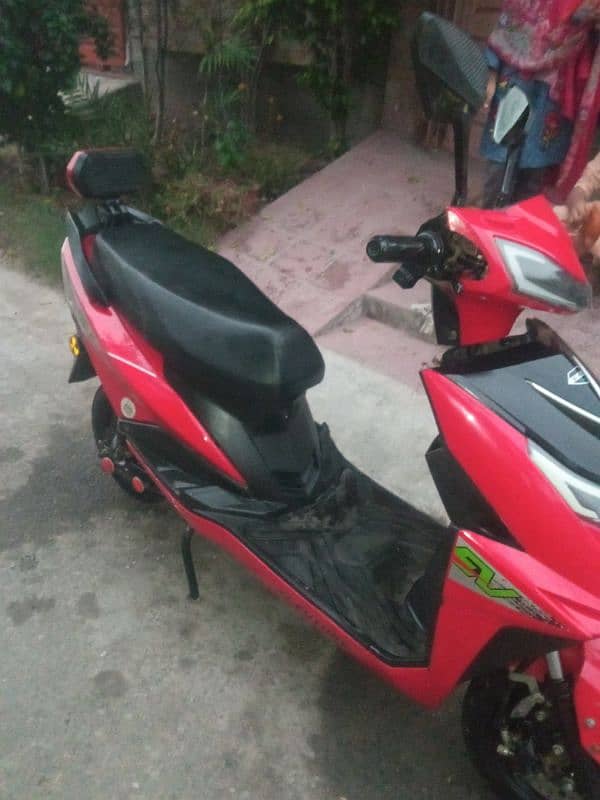 electric scooty 03026438138 3