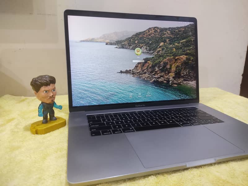 16'' | MacBook Pro 2019 | i7 (03226682445) 3