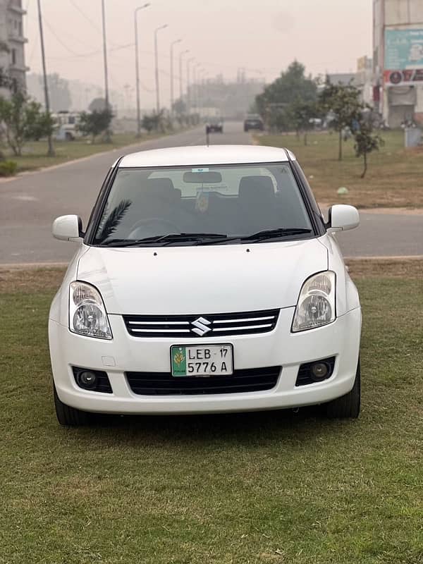 Suzuki Swift 2017 DLX 1