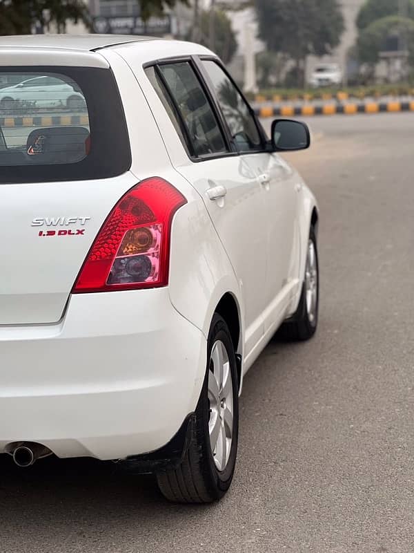 Suzuki Swift 2017 DLX 5