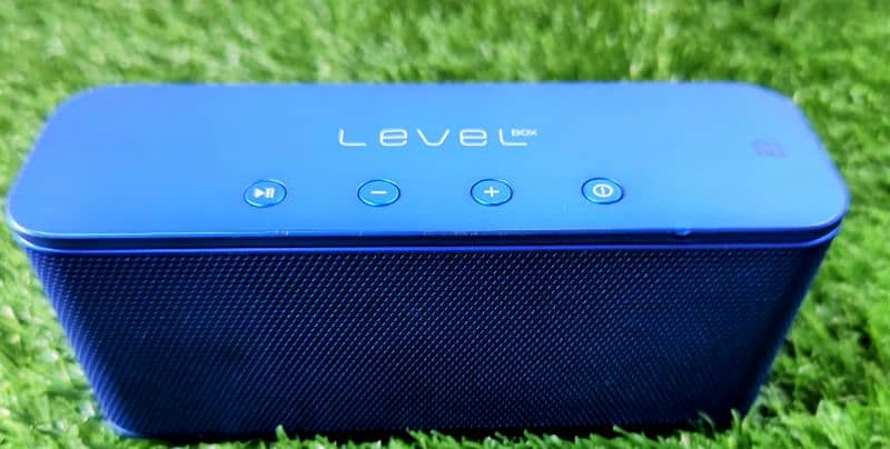 SAMSUNG LEVEL BOX MINI PORTABLE SPEAKER 0