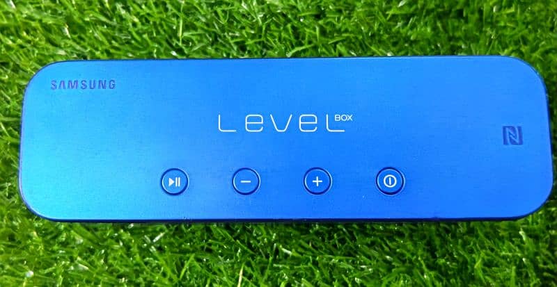 SAMSUNG LEVEL BOX MINI PORTABLE SPEAKER 1