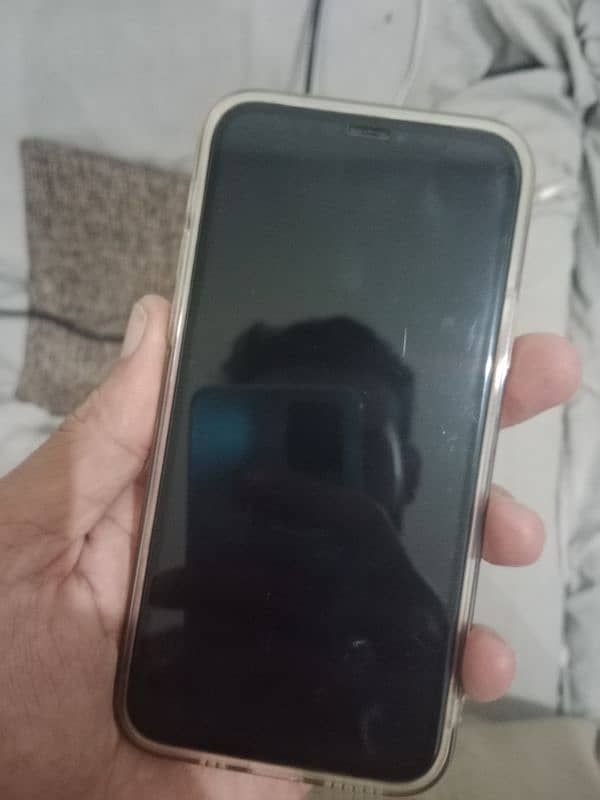 iphone 11 pro 512GB(PTA) 1