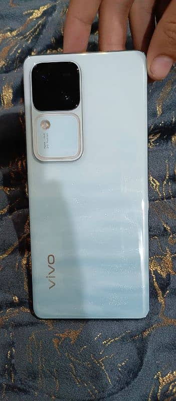 Vivo v30 5g 0