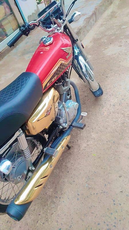 Honda CG 125 Special Edition 23-24 Contact 0302-4999-441 1