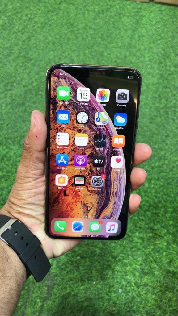 Iphone XS Max Non PTA 1