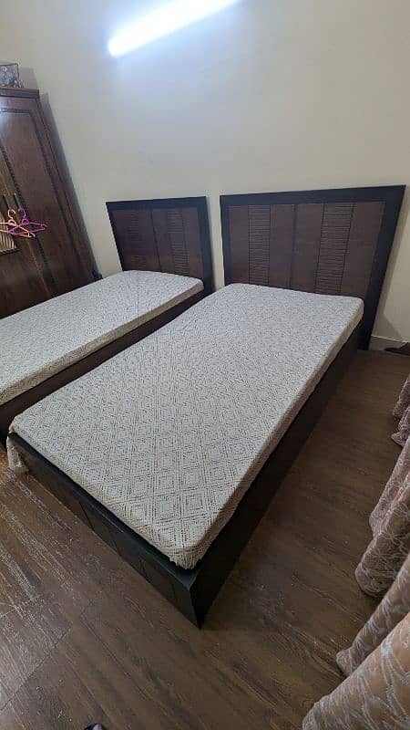 Two Single Bed - Red Oakwood - Chocolate Colored Polish 5