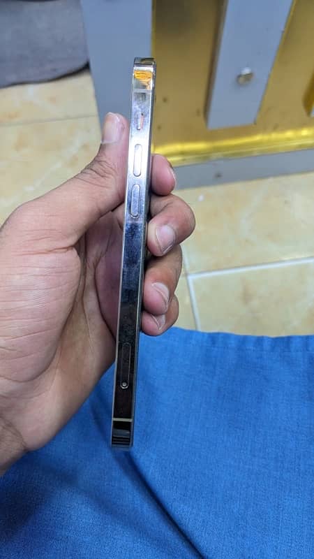 IPhone 12 Pro non pta 5