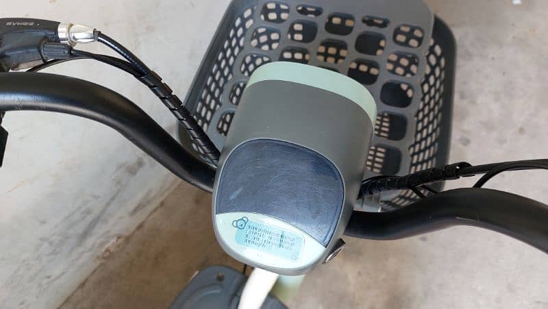 electric scooty self import from china with all assambly 3