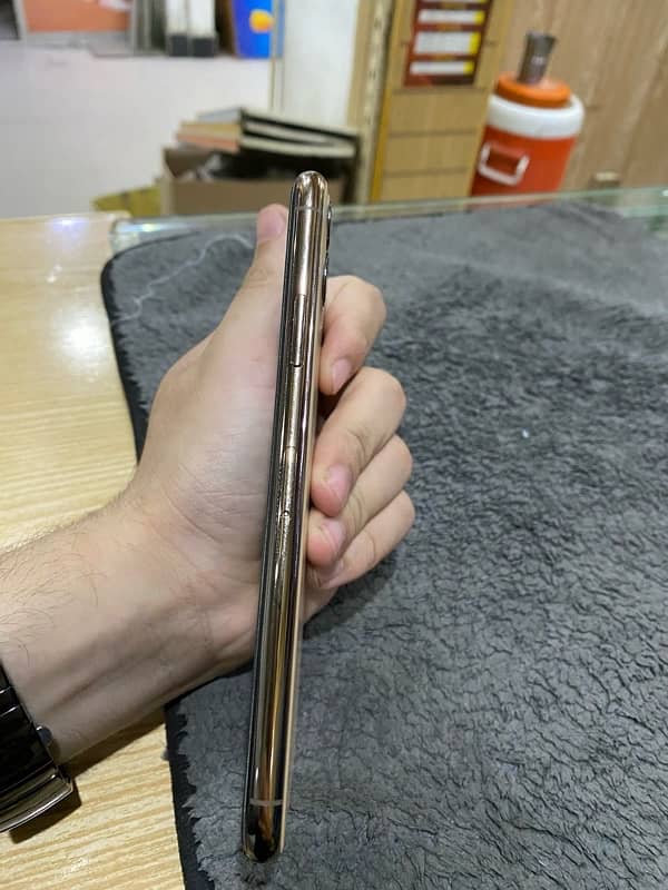 Iphone 11 pro max 0