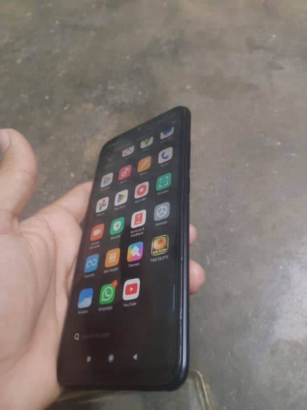 asalam o alaikum redmi 9C condition 10 by 10 fingerprint lock  is work 0